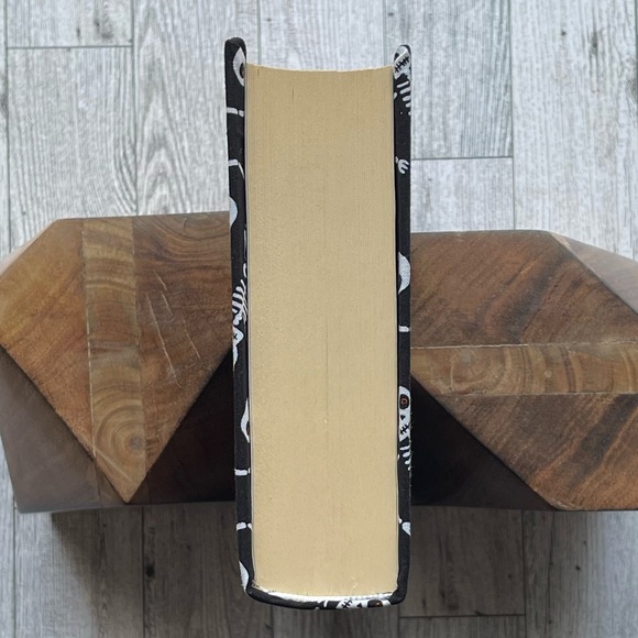 New Halloween Linen Wrapped Decorative Book Skeletons Hand-Wrapped Spooky Decor - Picture 6 of 7